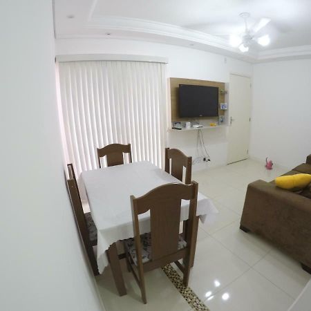 Lindo Apartamento 2 Quartos Em Condominio A 10 Minutos De Holambra Jaguariuna Bagian luar foto